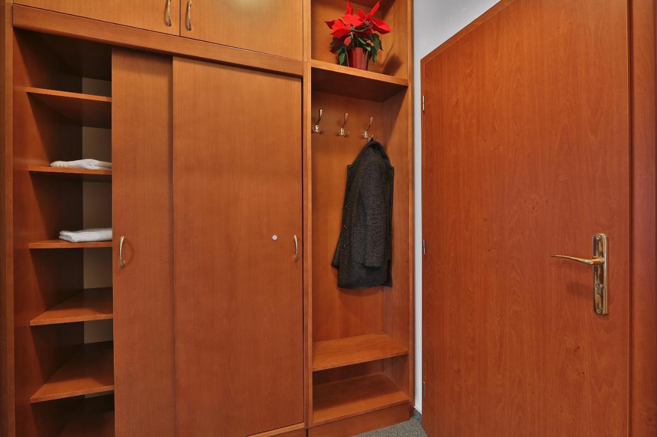 Attic Hotel Praha Bagian luar foto
